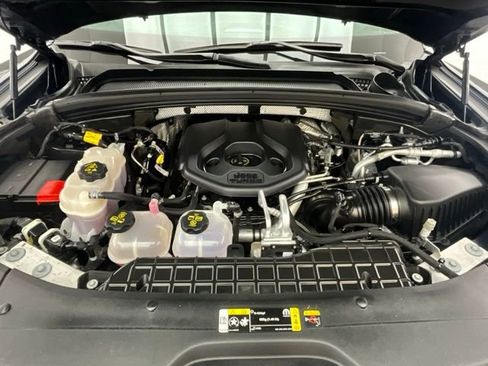 Used 2023 Jeep Grand Cherokee 4WD 4xe w/ Luxury Tech Group II image 29
