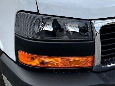 Used 2024 GMC Savana 2500 Work Van w/ Driver Convenience Package image 35