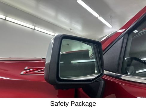 Used 2022 Chevrolet Silverado 1500 LTZ AWD/4WD image 21