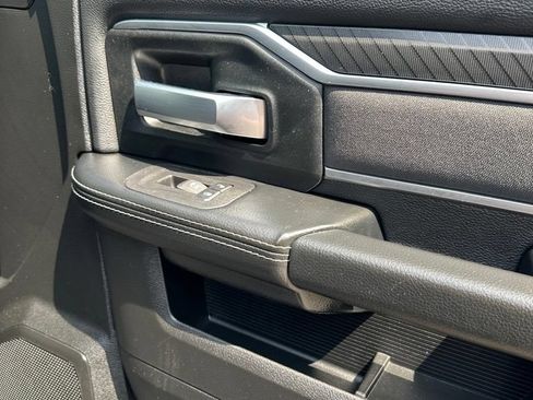 Used 2025 RAM 2500 Big Horn AWD/4WD image 38