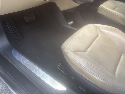 Used 2016 Tesla Model S 70D image 11