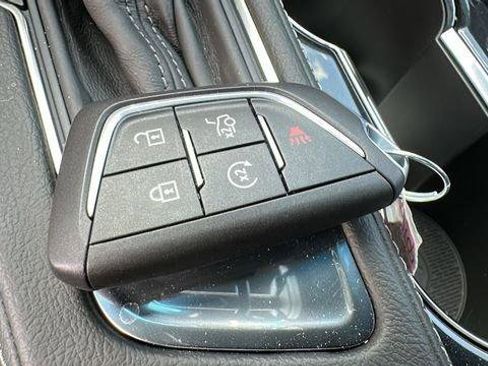 New 2025 Cadillac CT4 Luxury image 29