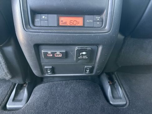 Used 2020 Nissan Pathfinder SL w/ Cargo Package image 42