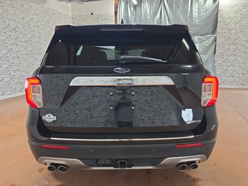 Used 2022 Ford Explorer King Ranch w/ Premium Technology Package image 5