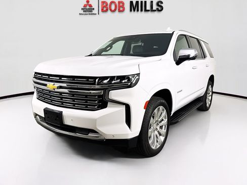 Used 2023 Chevrolet Tahoe Premier AWD/4WD image 3
