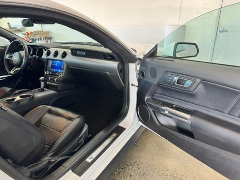 Used 2021 Ford Mustang Premium RWD image 27