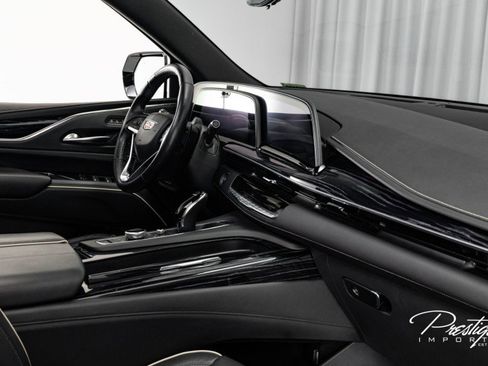 Used 2021 Cadillac Escalade Sport w/ Driver Assist Tech Package image 43