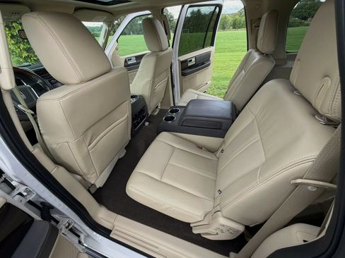 Used 2015 Lincoln Navigator L 4WD w/ Equipment Group 101A Reserve image 71