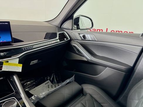 New 2026 BMW X6 xDrive40i w/ Climate Comfort Package image 25