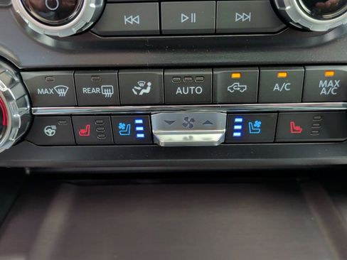 New 2026 Ford F250 Platinum AWD/4WD image 30