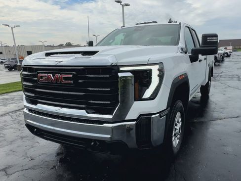 New 2025 GMC Sierra 2500 Pro w/ Convenience Package image 3