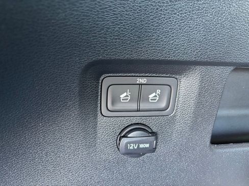 Used 2024 Kia Telluride EX w/ EX Captain's Chair Package image 25