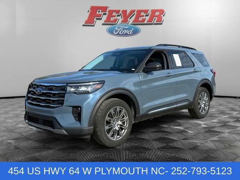 Certified 2025 Ford Explorer Active w/ Active Comfort Package AWD/4WD image 1