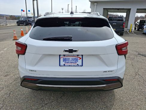Certified 2024 Chevrolet Trax ACTIV w/ Driver Confidence Package image 23