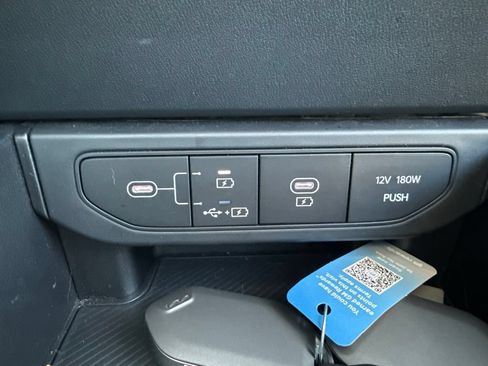 Used 2025 Kia K4 FWD image 32