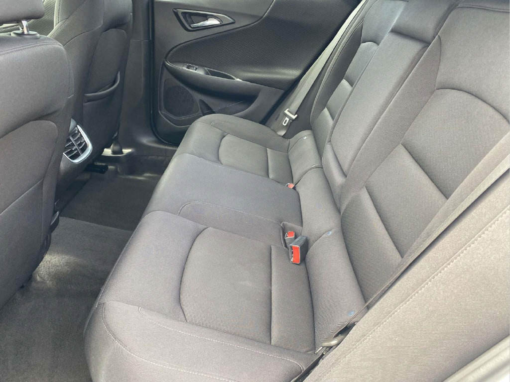 Used 2024 Chevrolet Malibu LT FWD image 11
