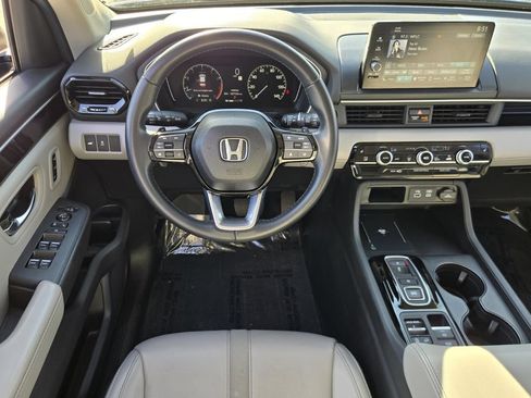 Used 2024 Honda Pilot EX-L image 12