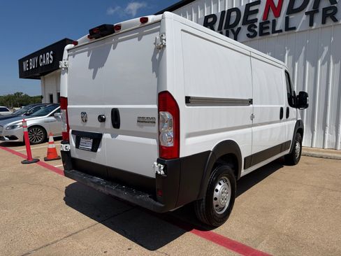 Used 2023 RAM ProMaster 3500 w/ Safety Group FWD image 16