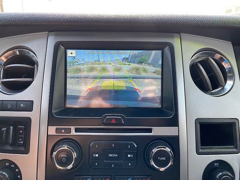 Used 2017 Ford Expedition XLT w/ Equipment Group 202A image 20