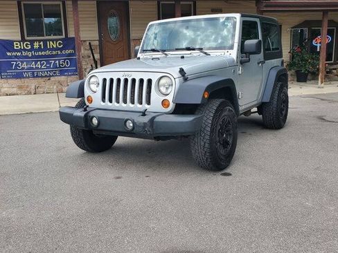 Used 2007 Jeep Wrangler X AWD/4WD image 1