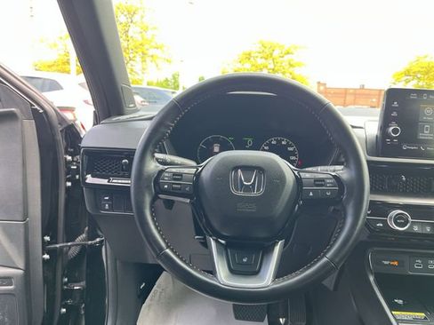 Used 2025 Honda CR-V Sport Touring image 13