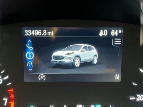 Used 2022 Ford Escape SE w/ SE Sport Appearance Package FWD image 17