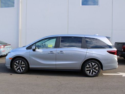 New 2026 Honda Odyssey EX-L image 8