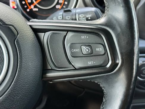 Used 2020 Jeep Wrangler Unlimited Sport S w/ Sun And Sound Package AWD/4WD image 30
