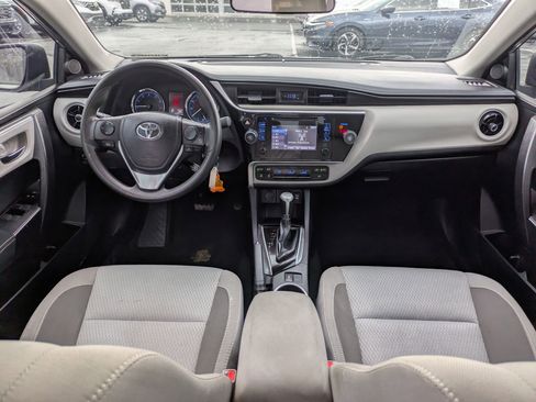 Used 2019 Toyota Corolla LE image 26