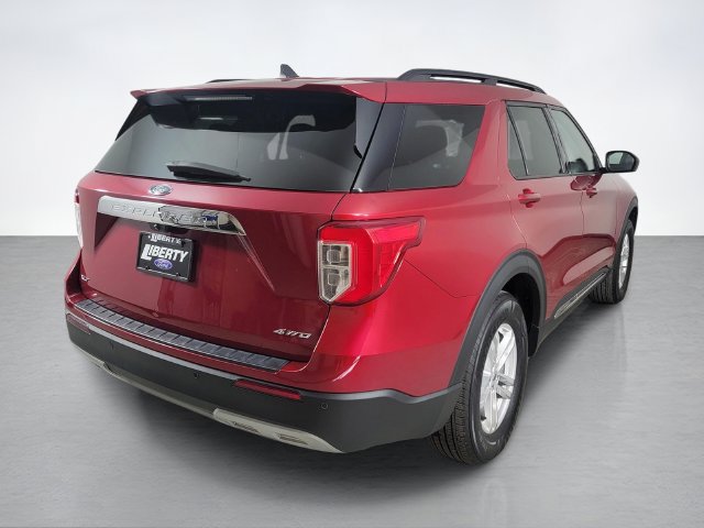 Certified 2023 Ford Explorer XLT w/ Equipment Group 202A AWD/4WD image 3