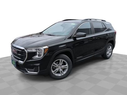 Used 2022 GMC Terrain SLE w/ Driver Convenience Package