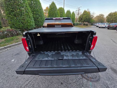 Used 2019 GMC Sierra 1500 AT4 w/ AT4 Premium Package image 5