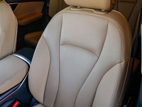 Used 2023 Audi Q8 Prestige w/ Prestige Package image 26