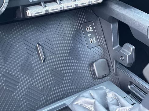 Used 2025 Toyota 4Runner SR5 RWD image 32