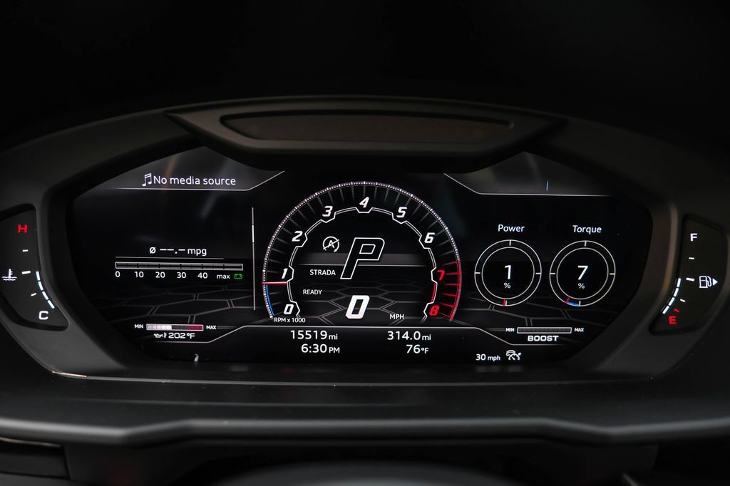 Used 2022 Lamborghini Urus AWD/4WD image 18