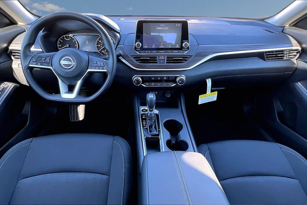 New 2026 Nissan Altima 2.5 SV FWD image 5