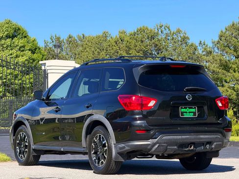 Used 2019 Nissan Pathfinder SV w/ Rock Creek Edition FWD image 8