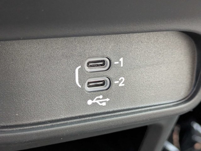 New 2026 Chrysler Pacifica Select FWD image 23
