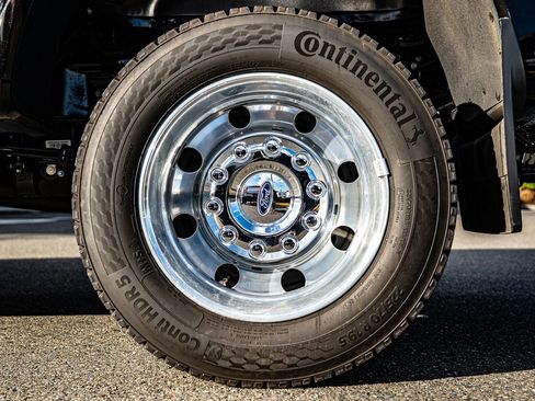 Used 2026 Ford F450 Platinum w/ Platinum Plus Package image 11