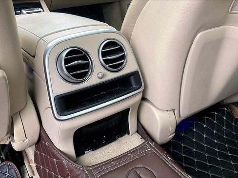 Used 2015 Mercedes-Benz S 550 Sedan image 31