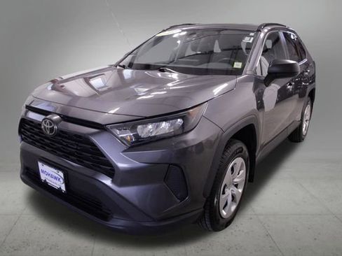 Used 2021 Toyota RAV4 LE AWD/4WD image 1