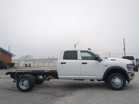 New 2026 RAM 4500 Tradesman image 2