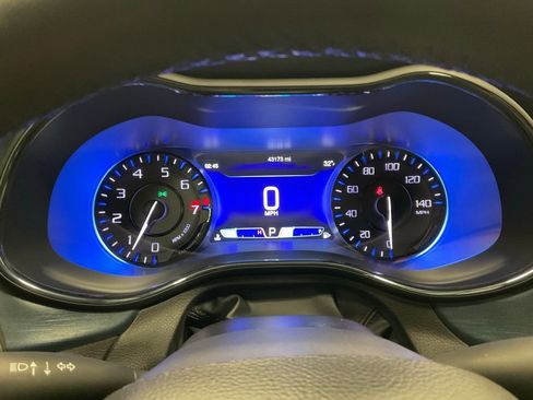 Used 2015 Chrysler 200 S w/ Navigation & Sound Group I image 14