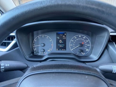 Used 2025 Toyota Corolla LE image 38