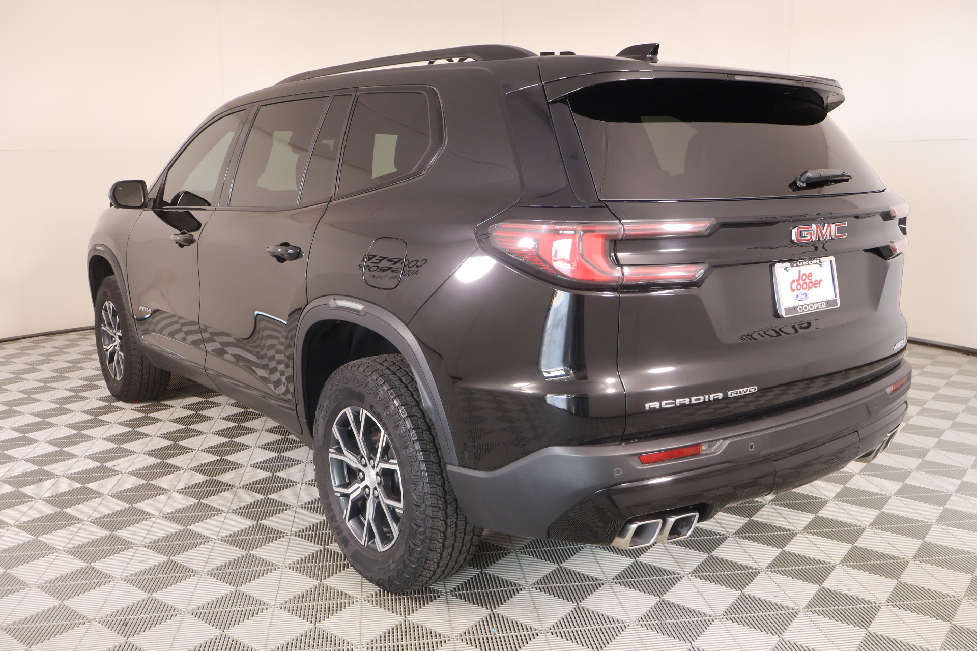 Used 2024 GMC Acadia AT4 w/ Luxury Package AWD/4WD image 26