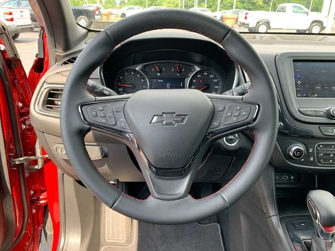 Certified 2023 Chevrolet Equinox RS AWD/4WD image 11