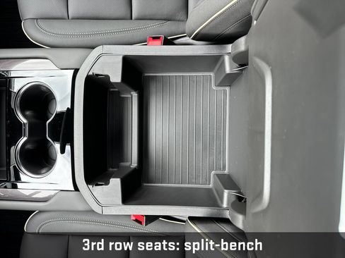New 2026 GMC Yukon Elevation w/ LPO, Floor Liner Package AWD/4WD image 32