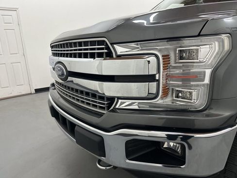 Used 2019 Ford F150 Lariat w/ Equipment Group 502A Luxury AWD/4WD image 21