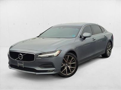 Used 2018 Volvo S90 T5 Momentum w/ Momentum Plus Package