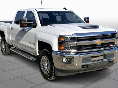 Used 2018 Chevrolet Silverado 2500 LTZ w/ Duramax Plus Package image 2